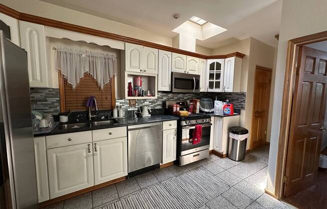 124 17 101 AVE