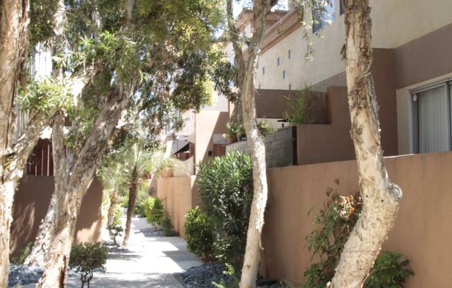 Beautiful 2-Bedroom/2.5 Bath Townhome