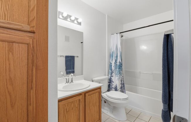 2 beds, 2 baths, $1,200, Unit # 103