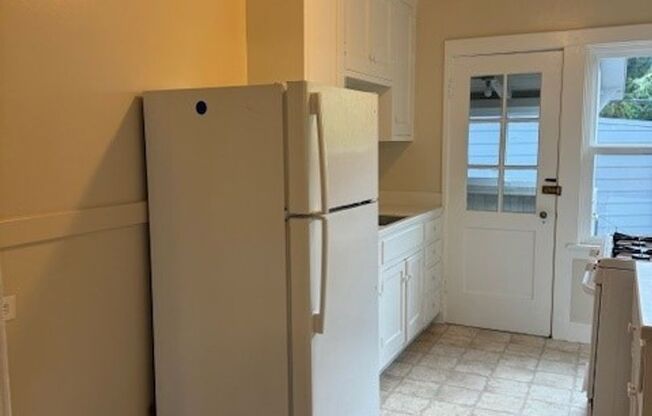 1 bed, 1 bath, $2,475, Unit 3109