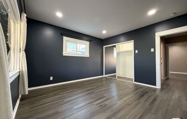815 N HOBART