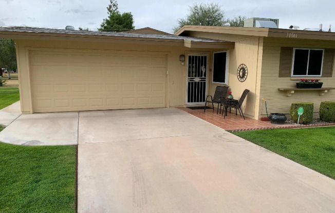 10046 W LAKEVIEW CIR N