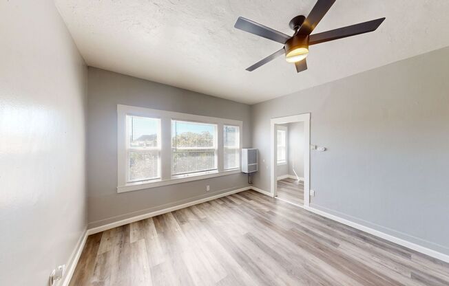 2044-2046 International Blvd