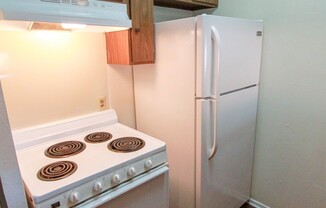Charming 1-Bedroom, 1-Bath 4-Plex Unit Near Westgate & 290