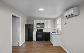 Renovated 1 bedroom with small fenced in yard - Available NOW!