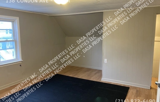 138 CONDON AVE