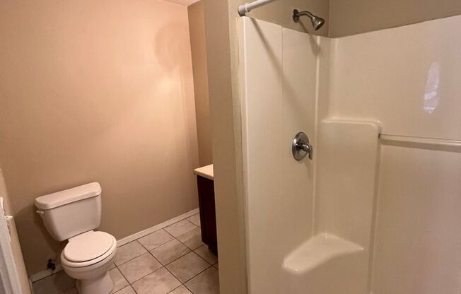 2 beds, 2 baths, $895