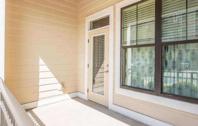 2 beds, 2 baths, 1,170 sqft, $1,570