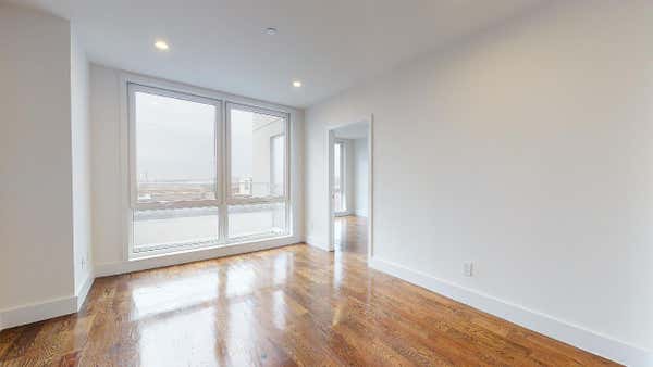 13828 QUEENS BLVD
