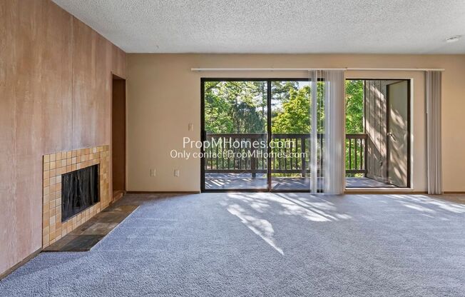 Stylish Condo in West Haven – Covered Parking + Clubhouse Access!