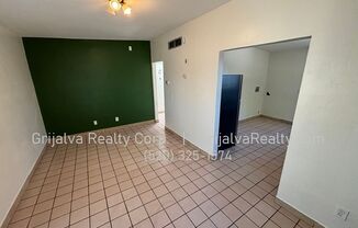 2 beds, 1 bath, $1,050, Unit 1415