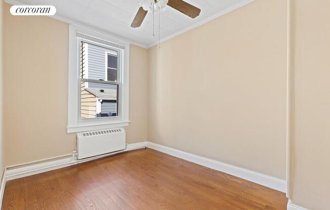 41 E 2 ST
