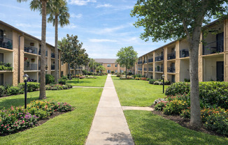 South Daytona Apartments