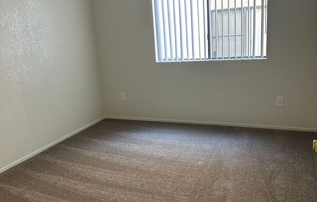 2 beds, 2 baths, 900 sqft, $2,200, Unit 49