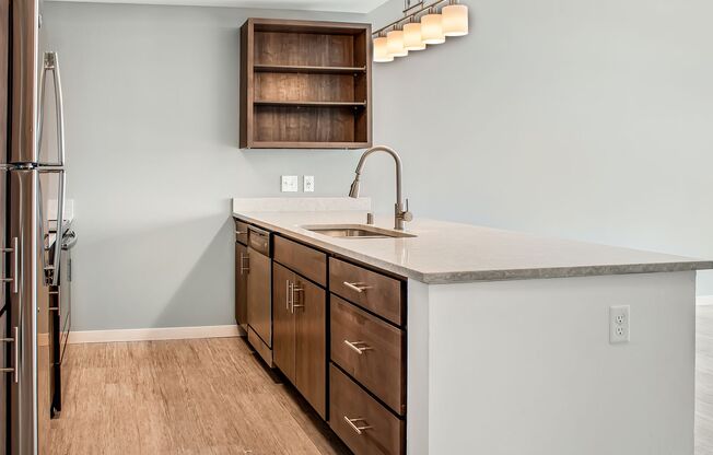 1 bed, 1 bath, 713 sqft, $1,985, Unit 1013