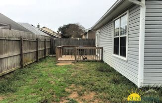 3 beds, 2 baths, $1,600