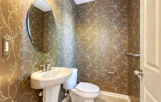 Luxury 4bd 2.5bth Garage Townhome for Rent in Owings Mills!