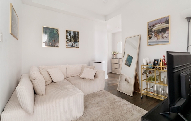 2 beds, 1 bath, 506 sqft, $3,925, Unit 25