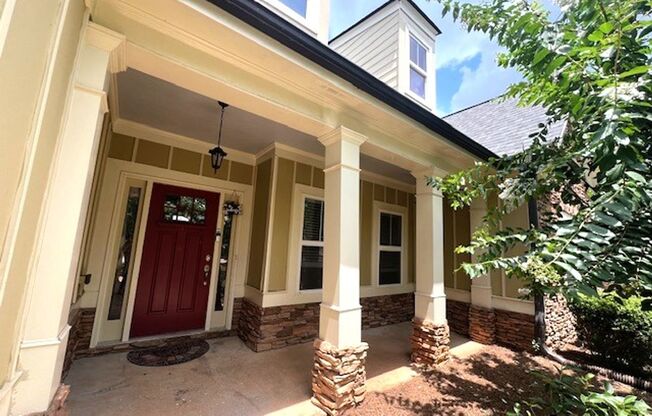 4 Bedroom 2 Bath House in Oconee!