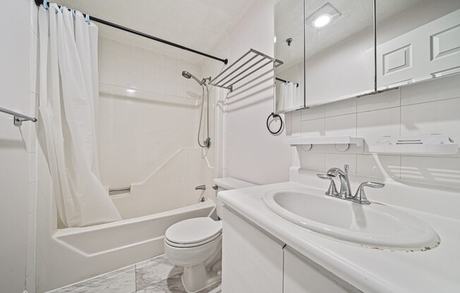 1 bed, 1 bath, 826 sqft, $2,500, Unit 708