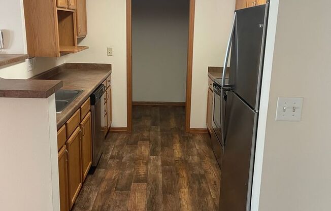 2 beds, 1 bath, 1,153 sqft, $1,610, Unit 931-305