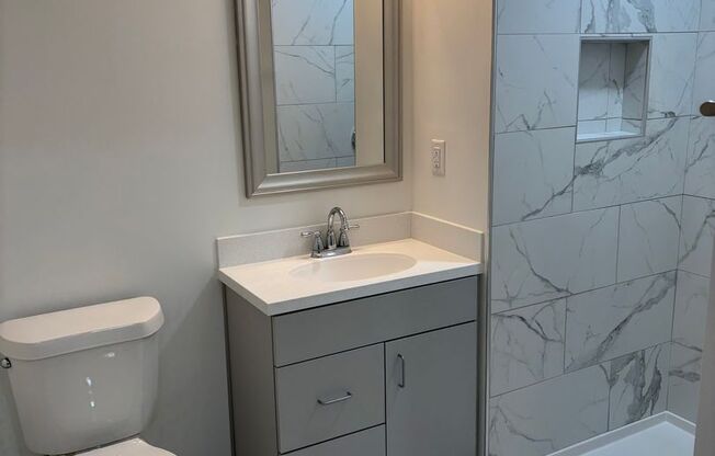 Studio, 1 bath, 580 sqft, $1,395, Unit 107