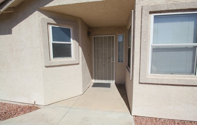 Beautiful Two Bed Two Bath Town Home in Green Valley