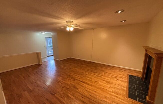 UPDATED CONDO IN SWIM/TENNIS COMMUNITY IN SMYRNA!