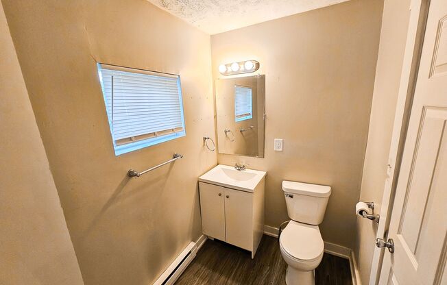 Studio, 1 bath, 660 sqft, $825