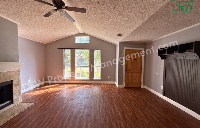 Beautiful One-Story 3 Bedroom Home for Lease in Mansfield