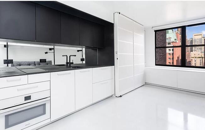 Studio, 1 bath, $3,450, Unit 1006