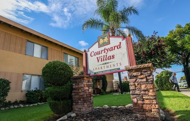 Courtyard Apartments