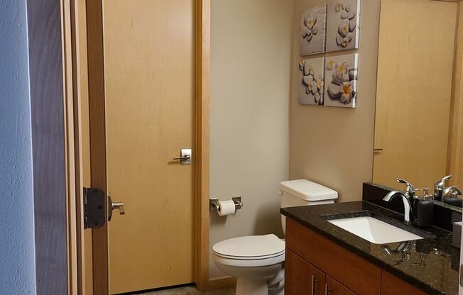 1 bed, 1.5 baths, 1,022 sqft, $1,750, Unit 204