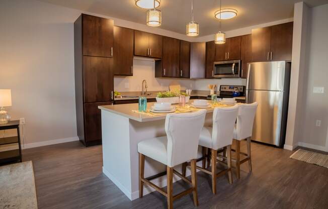 Pendant Lighting In Kitchen at One Glenn Place, Wisconsin, 53711