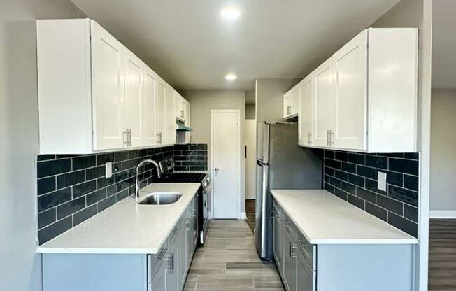 1 bed, 1 bath, 750 sqft, $1,750, Unit Apt 2L