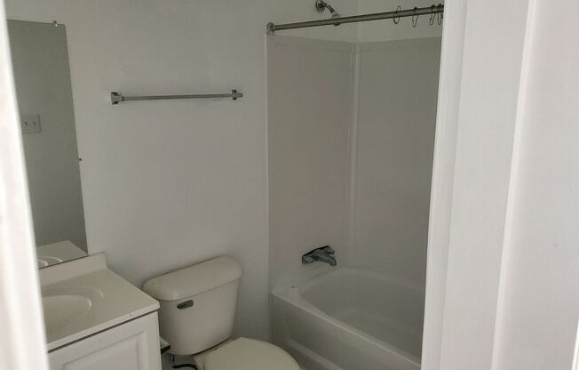 3 bedroom house with private backyard