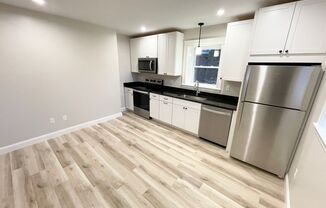 1 bed, 1 bath, $1,695, Unit 21 Deering B