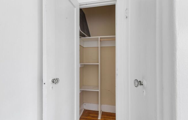 1 bed, 1 bath, 475 sqft, $825, Unit 34