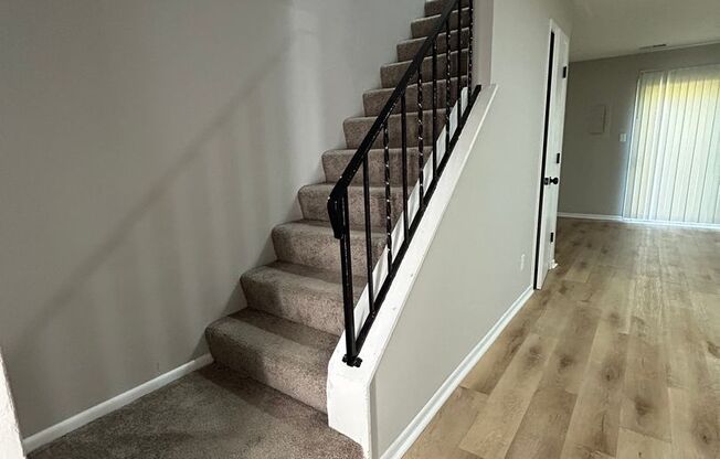 2 beds, 1.5 baths, 1,100 sqft, $1,199, Unit 339