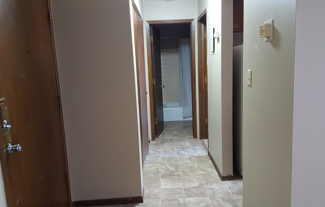 1 bed, 1 bath, 970 sqft, $970, Unit 310