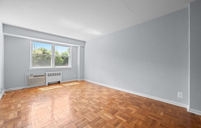2 beds, 1 bath, 930 sqft, $1,625, Unit 415