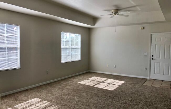 2/2 condo becoming available 1/1/2025