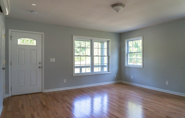 Charming Two-Bedroom in North Asheville