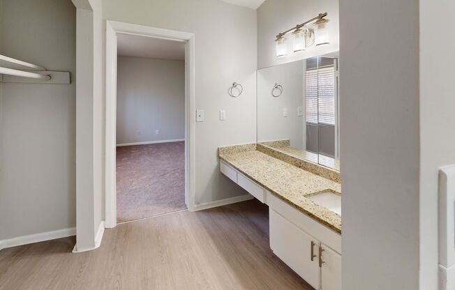 3 beds, 2.5 baths, 1,510 sqft, $1,519, Unit 31-D