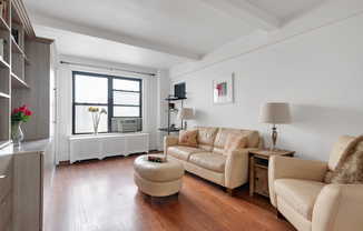 Studio, 1 bath, $3,000, Unit 14E