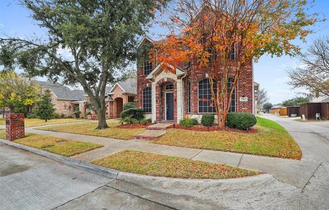 7907 ROSEBRIAR LN