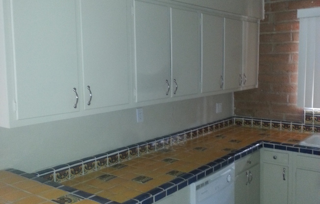 4 Plex - 2 Bedroom Unit for Rent