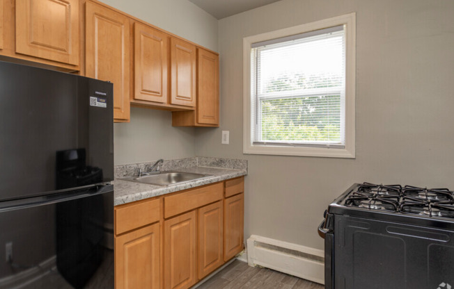 1 bed, 1 bath, 658 sqft, $1,115, Unit 007