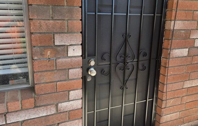 1 bed, 1 bath, 624 sqft, $1,250, Unit 39