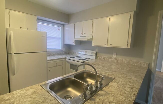2 beds, 2 baths, 820 sqft, $1,195, Unit 2532